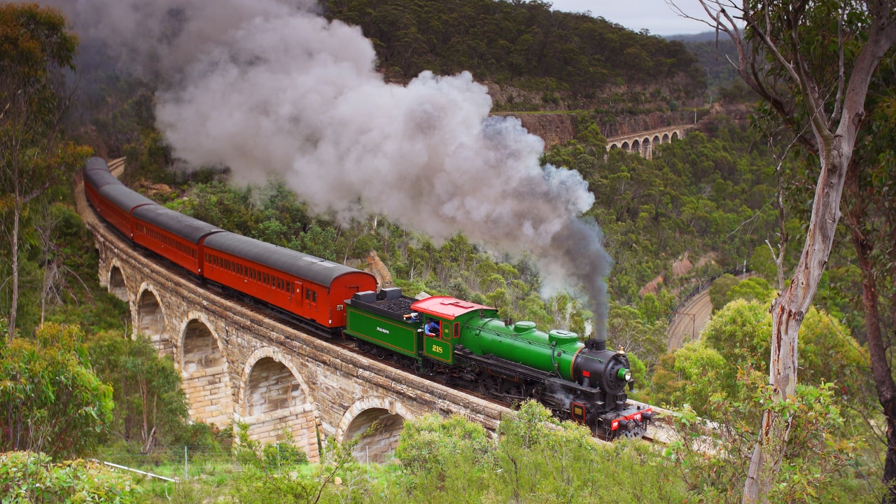 218A The Yank crossing a viaduct on Australia's ZZR Railway. Pic: Sony FS5 and 7Artisans 25mm T1.05 lens